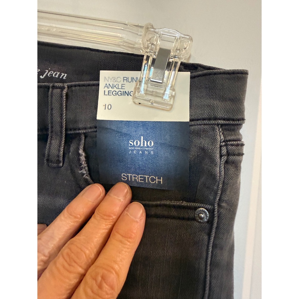 New York & Company SOHO Jeans Ankle Legging Faded Black Raw Hem Size 10 NWT - Picture 6 of 7